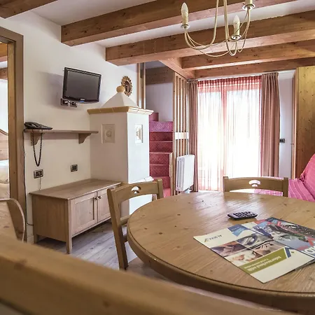 Al Sole Clubresidence Apart Otel Canazei