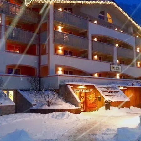 アル ソレ クラブレジデンス