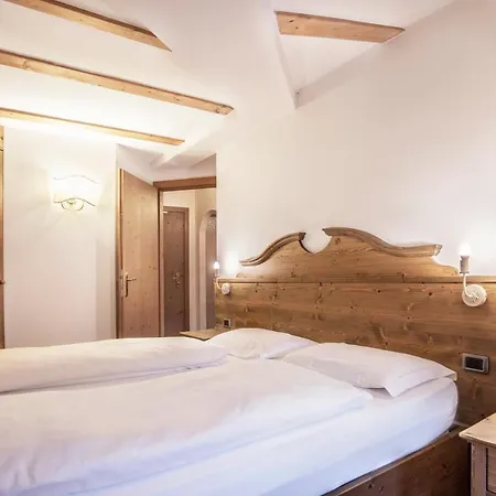 Al Sole Clubresidence Apartmanhotel Canazei