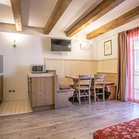 アル ソレ クラブレジデンス 3*